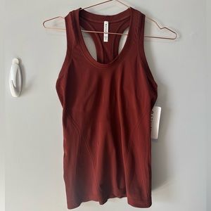 Athleta momentum tank